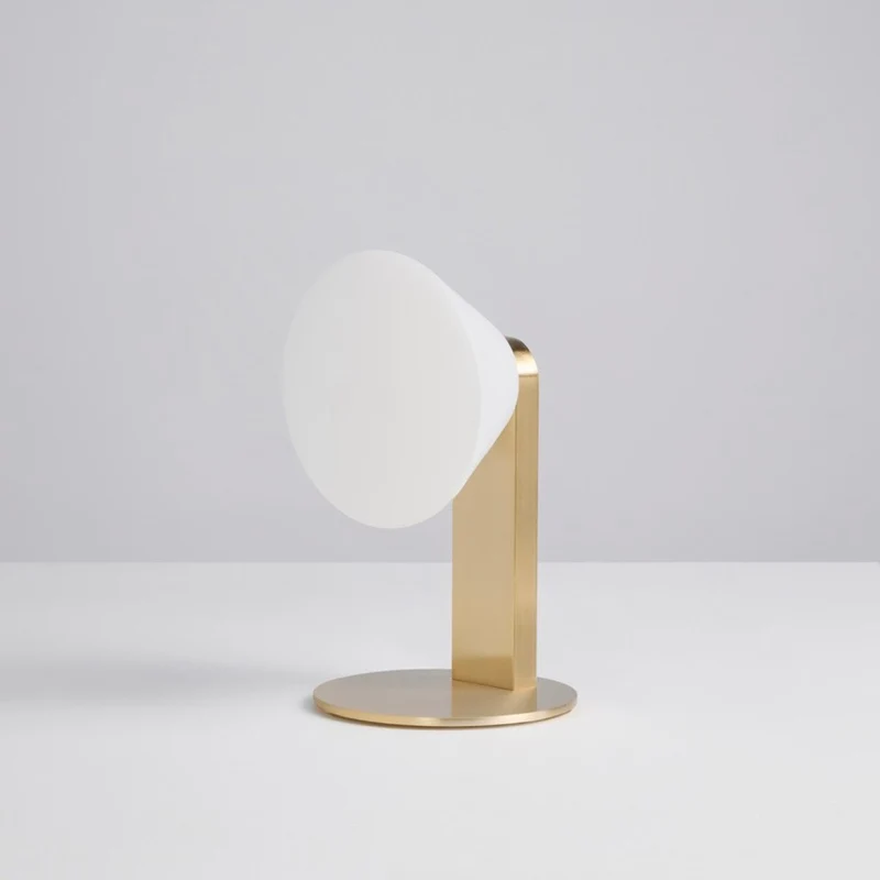 Lampada da tavolo colore oro moderna led 3000k