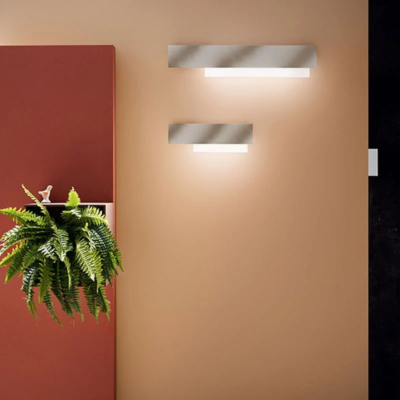 Applique LED design moderno bianco tortora e nero 40cm o 70cm