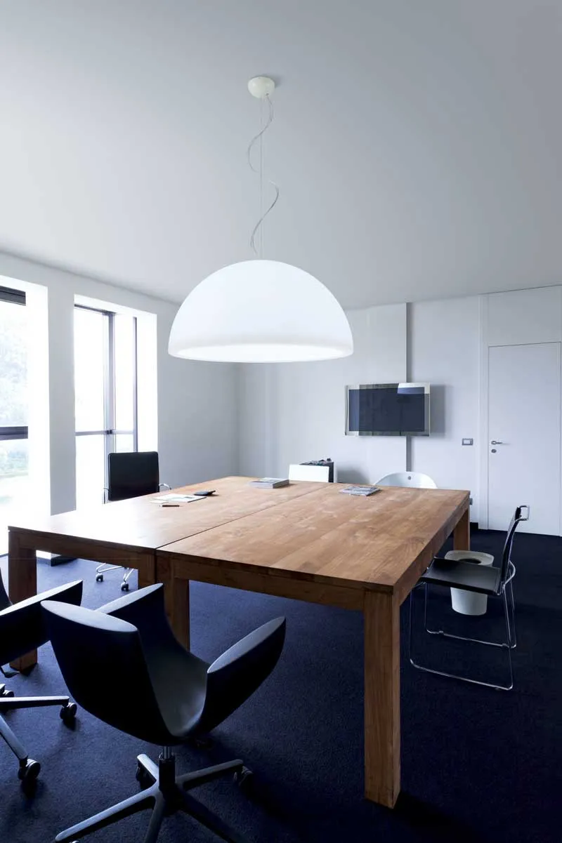 Lampadario moderno a cupola bianca linea light ohps