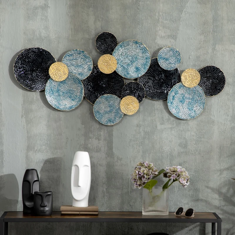 Decorazione da parete 3D in ferro 121x53 cm con cerchi ondulati oro, blu e nero