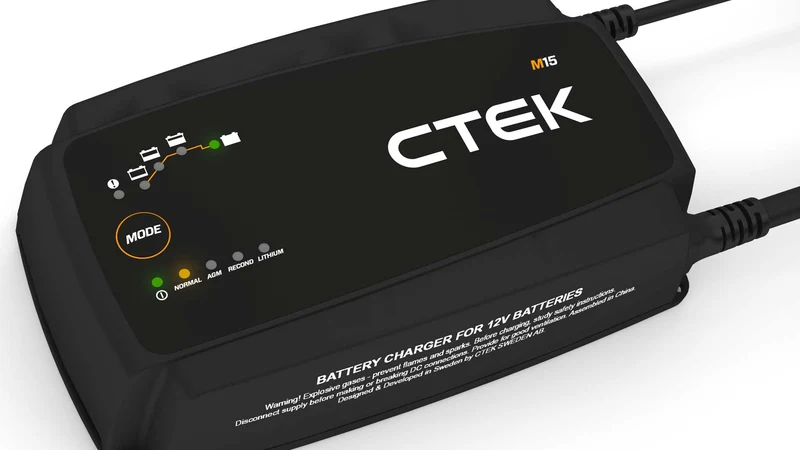 Caricabatterie M15 CTEK MARINE 15A